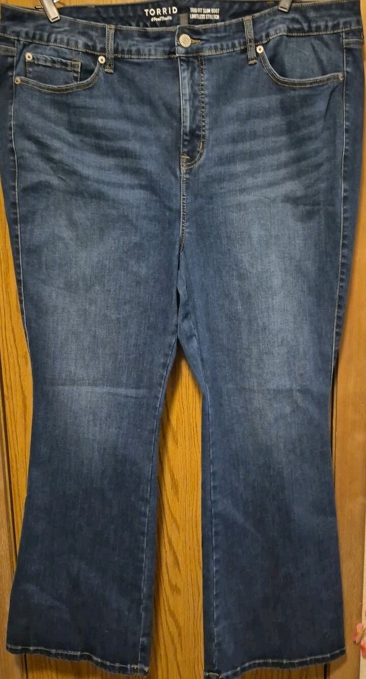Torrid Trio Fit Slim Boot Limitless Stretch Jeans Denim Women's Sz 22R/26R